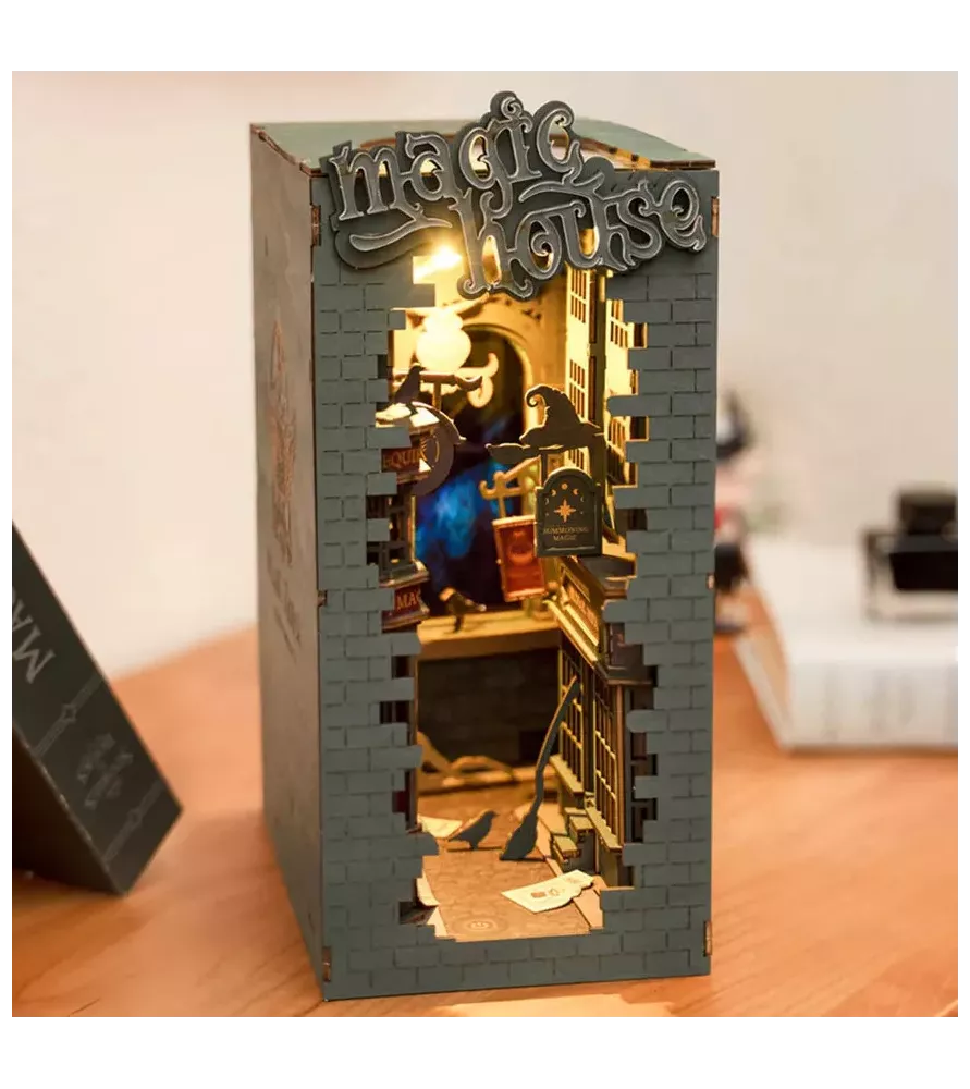 Book Nook Magic House Rolife – librairie magique lumineuse – chez Assemblez-Moi