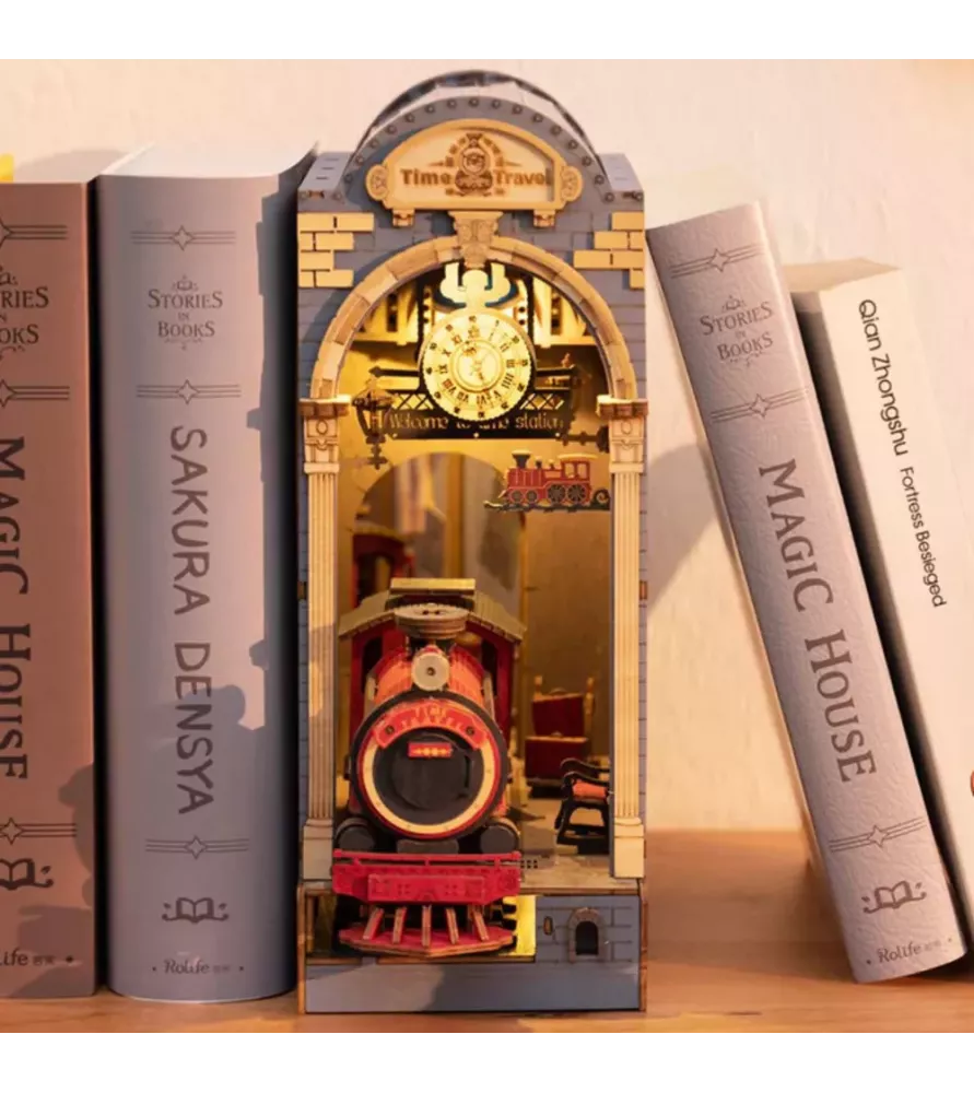Book Nook Time Travel Rolife – gare steampunk lumineuse – chez Assemblez-Moi
