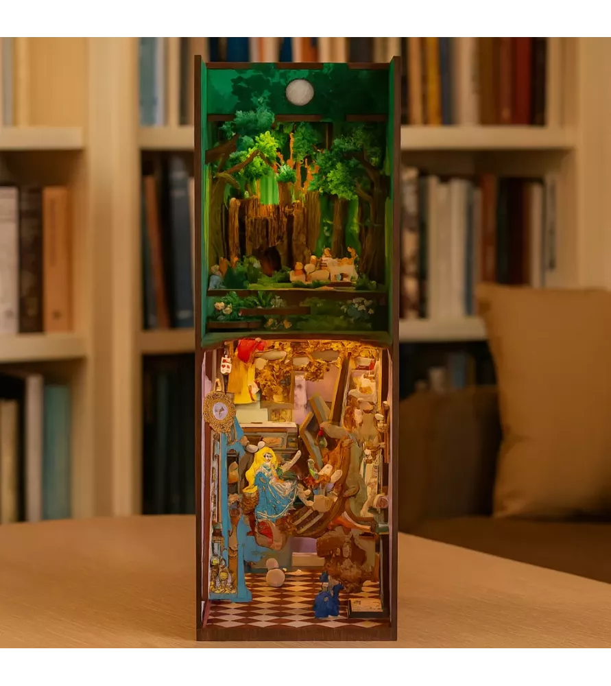 Book nook Alice in Wonderland Tonecheer – scène miniature inspirée du conte – Assemblez-Moi à Langon