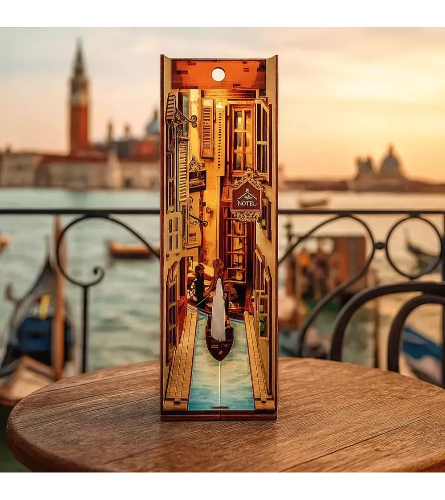 Book Nook Travel in Venice Tonecheer – scène miniature des canaux de Venise – disponible à Langon