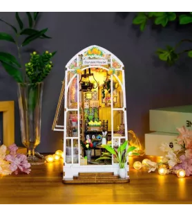 Book Nook Serre et Fleurs Figured'Art – serre miniature LED fleurie – chez Assemblez-Moi