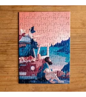 Mini puzzle Road Trip Trevell 99 pièces assemblé – van rose et paysage côtier